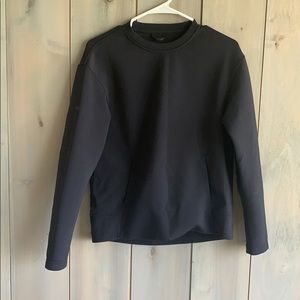 Lululemon black pullover